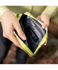 Funda De Móvil GOBIK Essential Army -Bicicletas Ventas funda de movil gobik essential army 2