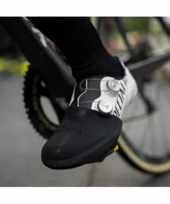 Punteras GOBIK Defender 2.0 Unisex Black -Bicicletas Ventas punteras gobik defender 20 unisex black 1 3